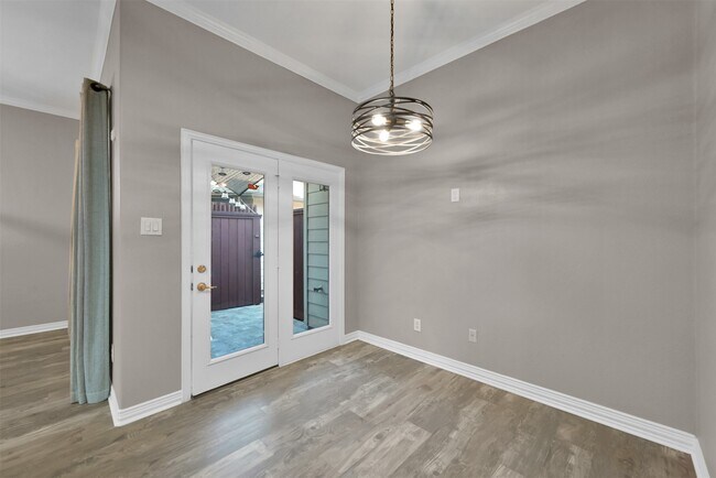 Building Photo - 9222 Sunlight Oak Ln