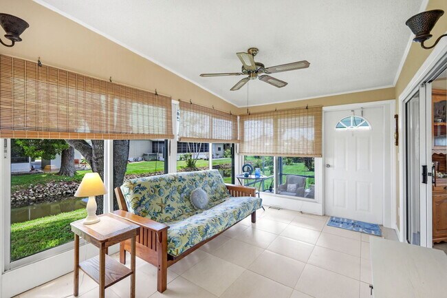Building Photo - Furnished 2BR/2BA Home in Jamaica Bay Vill...