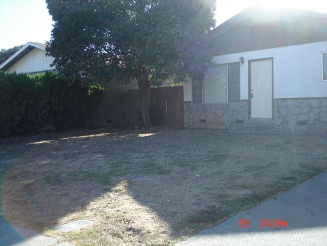 Building Photo - 249 De Soto Dr