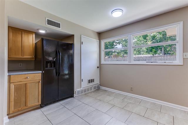 Building Photo - 817 Sherbrook Dr