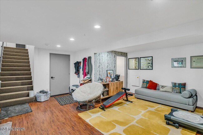 Building Photo - 1262 Hidden Woods Dr