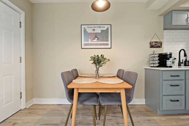 Building Photo - 4444 Wisconsin Ave