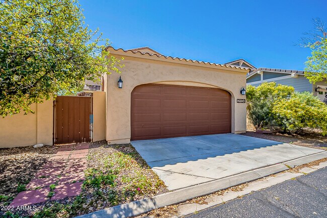 Building Photo - 21124 W Prospector Way