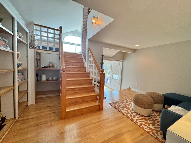 Building Photo - 179 Prospect Ave