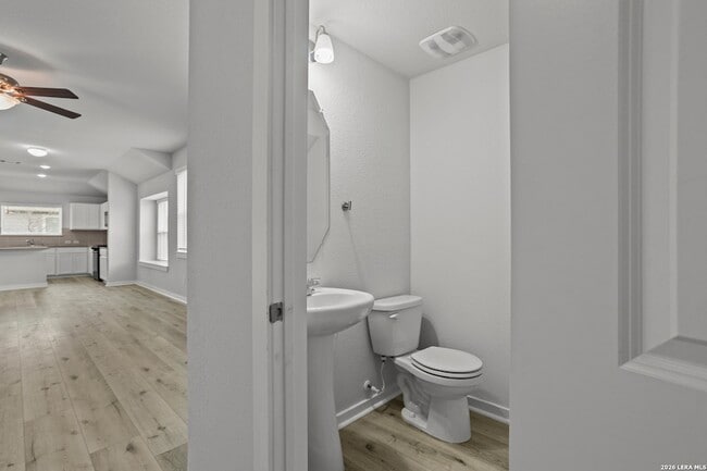 Building Photo - 4837 Park Gln