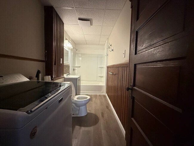 Building Photo - 38 Ames St