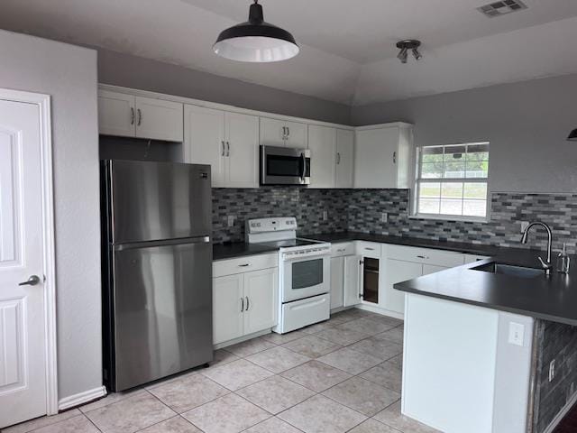 Building Photo - 1104 Blueridge Dr