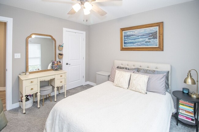 Building Photo - 301 Sanford Ave