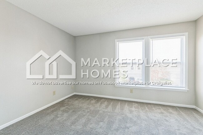 Building Photo - 10760 August Dr