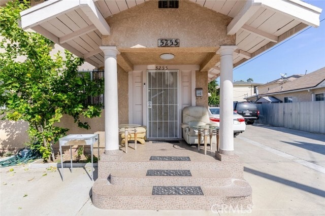 Building Photo - 5253 Fountain Ave