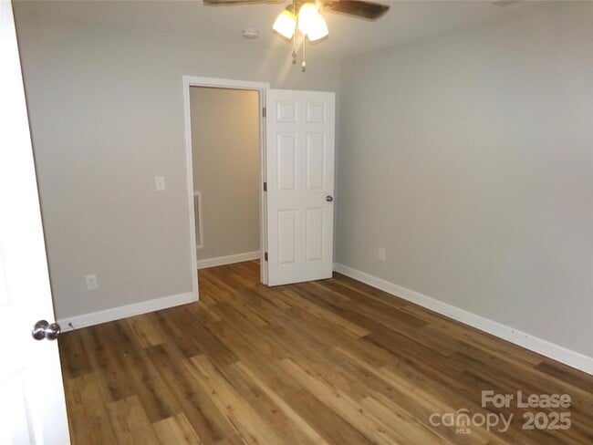 Building Photo - 40119 NC-740