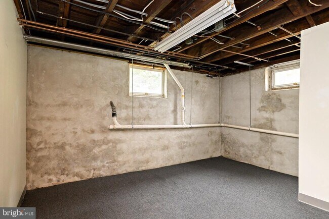 Building Photo - 1236 Old Black Horse Pike