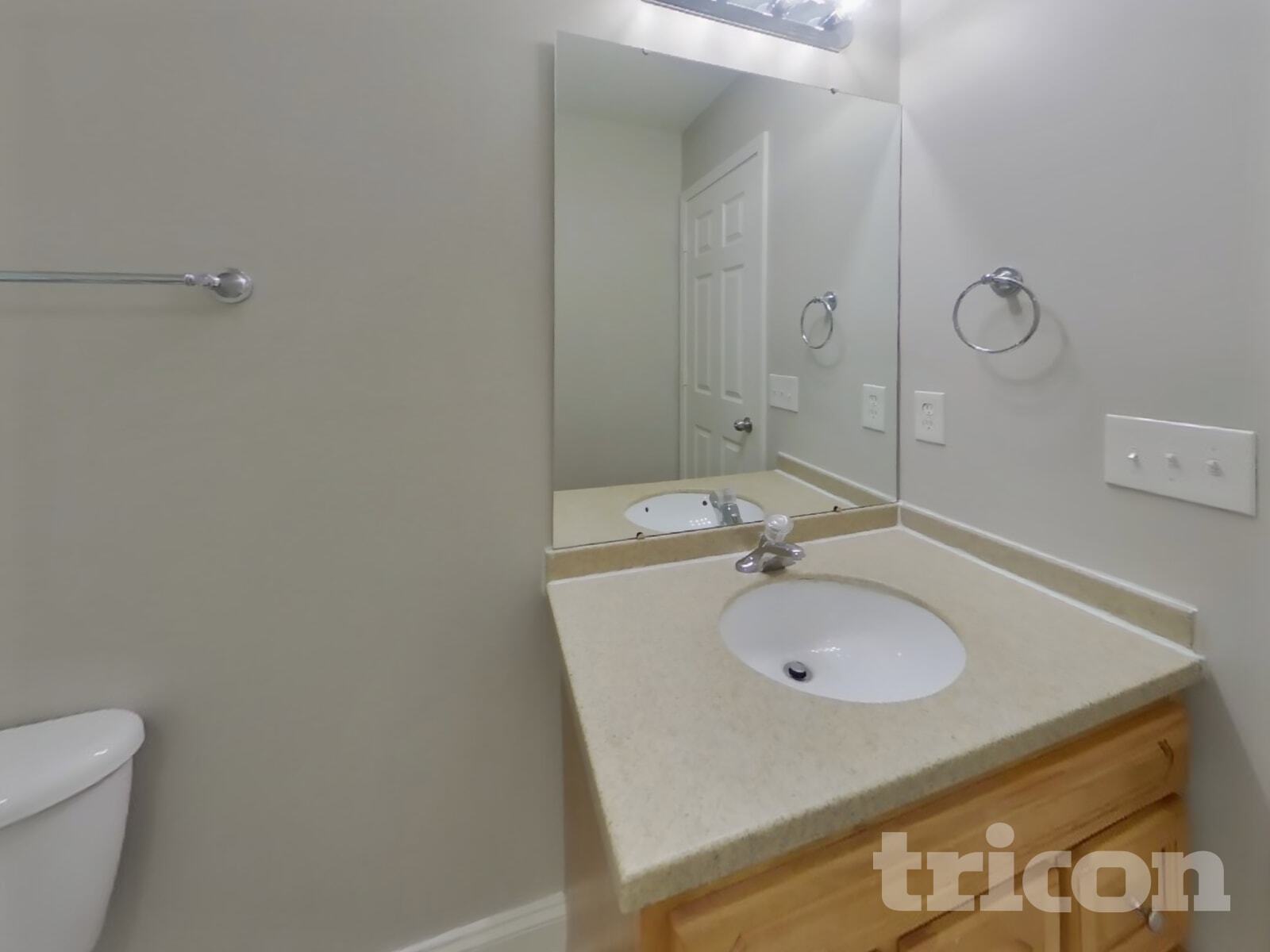 Building Photo - 2457 Terra Dr