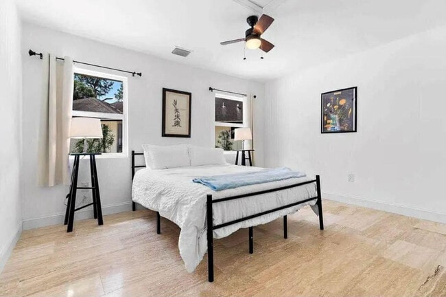 Building Photo - 15127 Mellen Ln