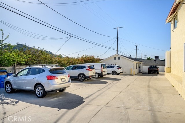 Building Photo - 9917 Marcus Ave