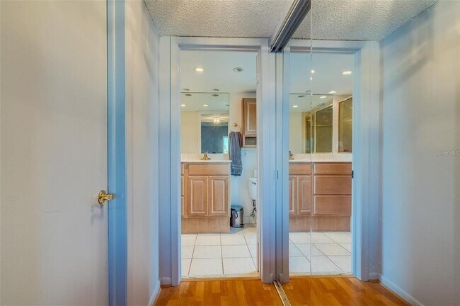 Building Photo - 4902 38th Way S