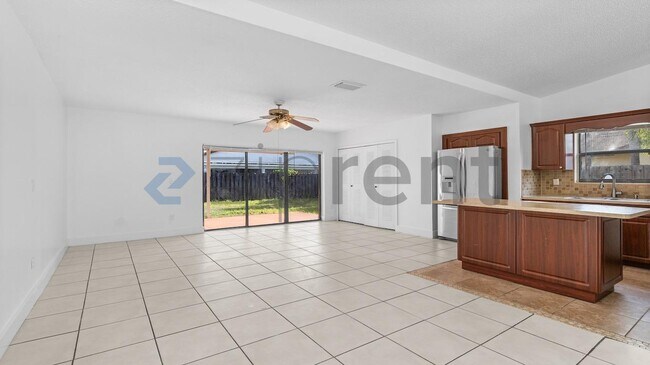 Building Photo - 16110 SW 300th St