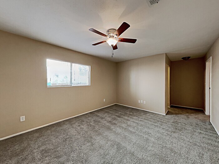Building Photo - 3122 Birch Creek Dr