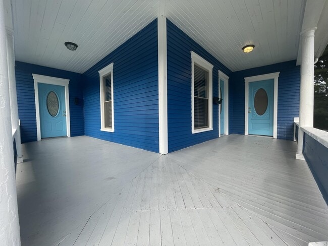 Building Photo - 500 S Lincoln St