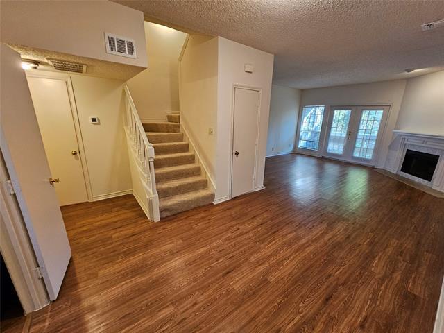 Building Photo - 8555 Fair Oaks Crossing