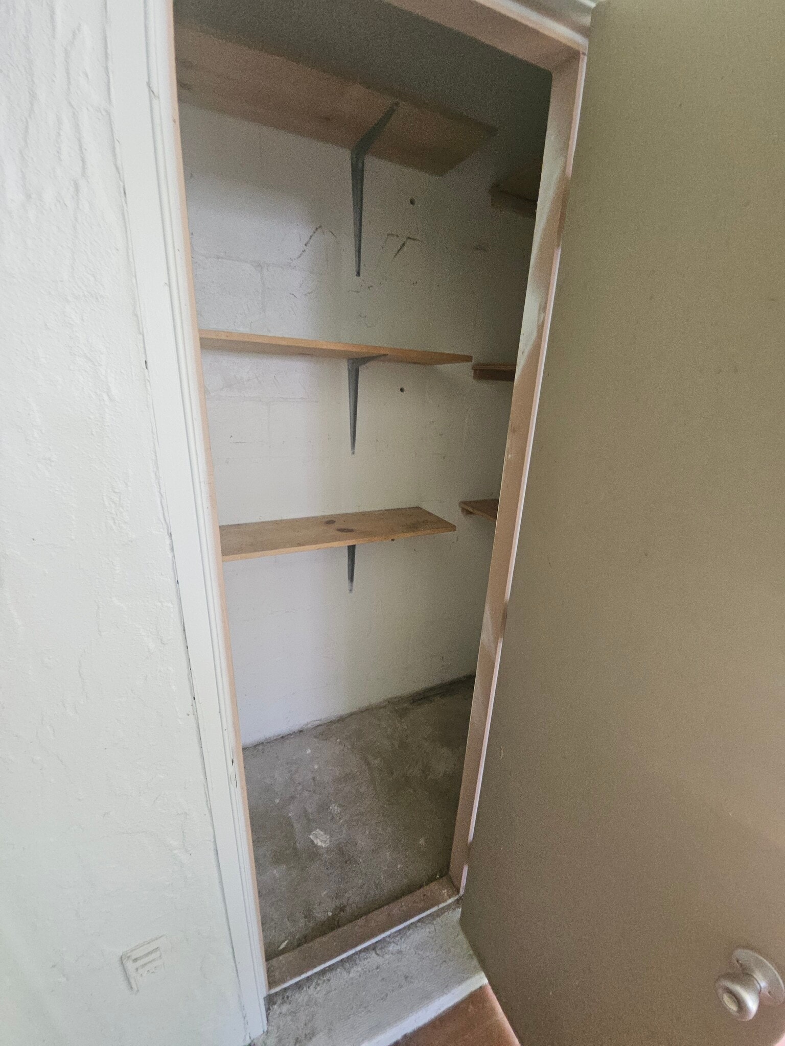 Building Photo - 4702 Capri Pl