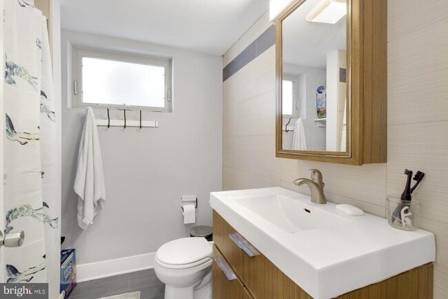 Building Photo - 1780 Frankford Ave