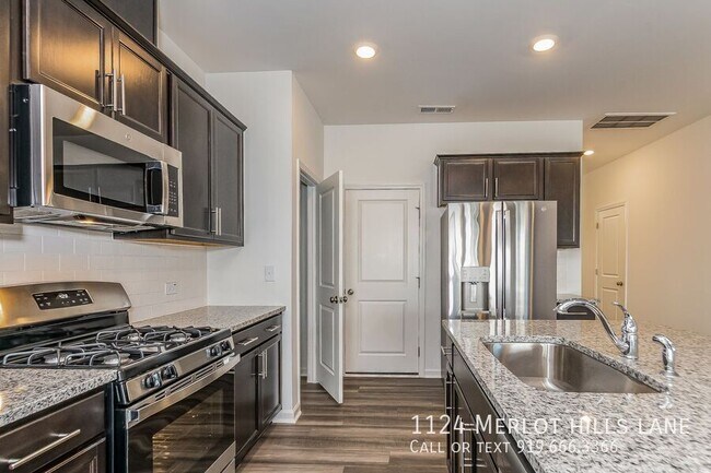 Building Photo - 1124 Merlot Hills Ln.