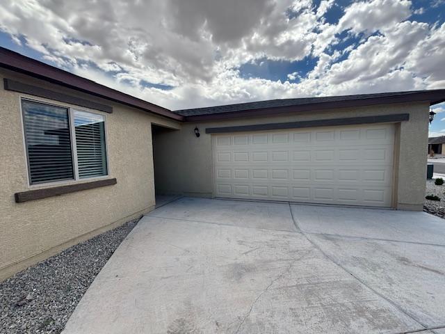 Building Photo - 2425 Desi Loop