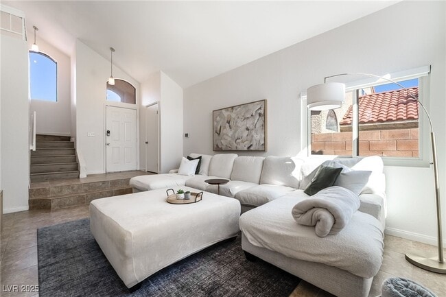 Building Photo - 2717 Lovington Dr