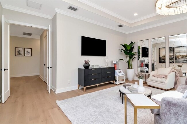 Building Photo - 4111 W Swann Ave