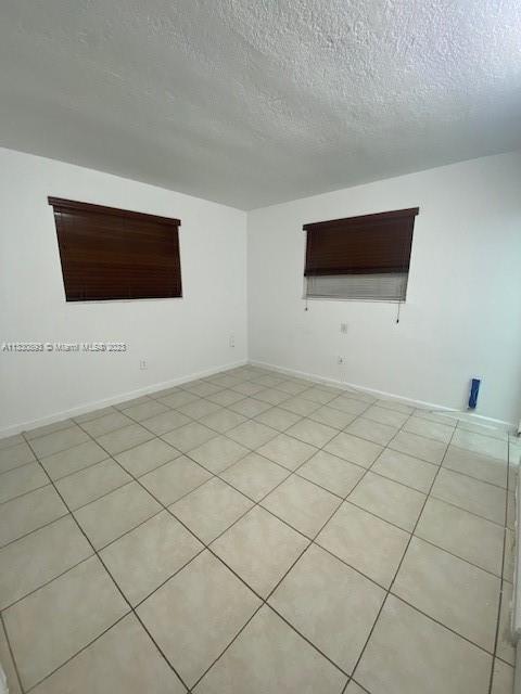 Building Photo - 1350 NE 119th St