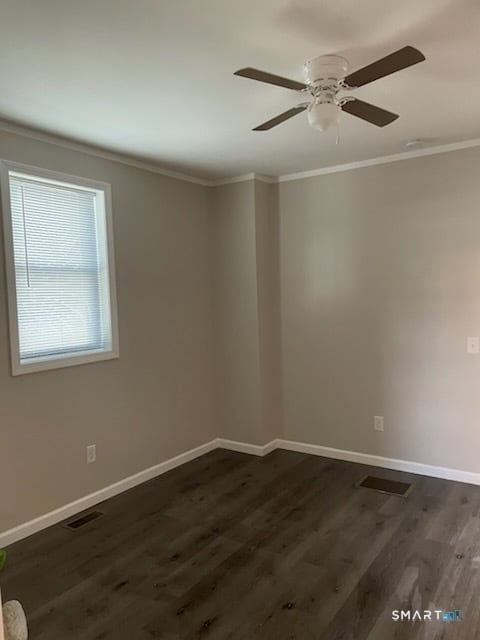 Building Photo - 563 Howe Ave