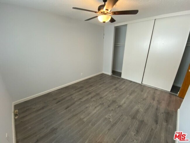 Building Photo - 1732 N Harvard Blvd