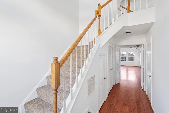 Building Photo - 7813 Flager Cir