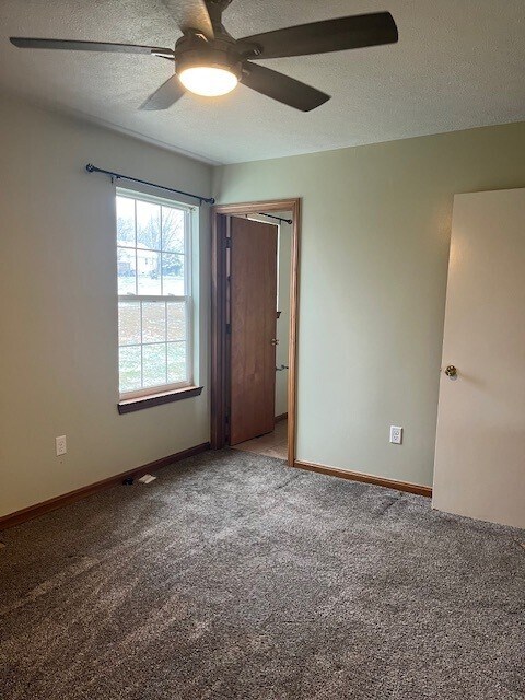 Building Photo - 405 Bertha Way