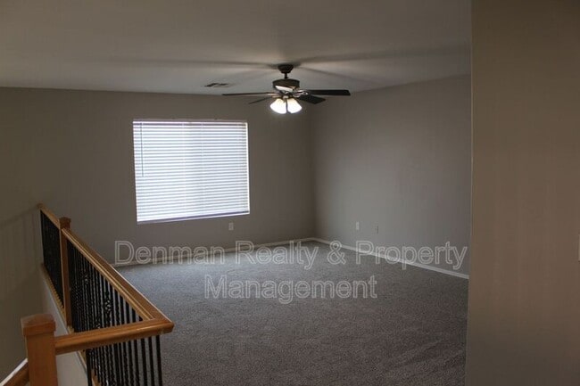 Building Photo - 6815 S 41st Ln