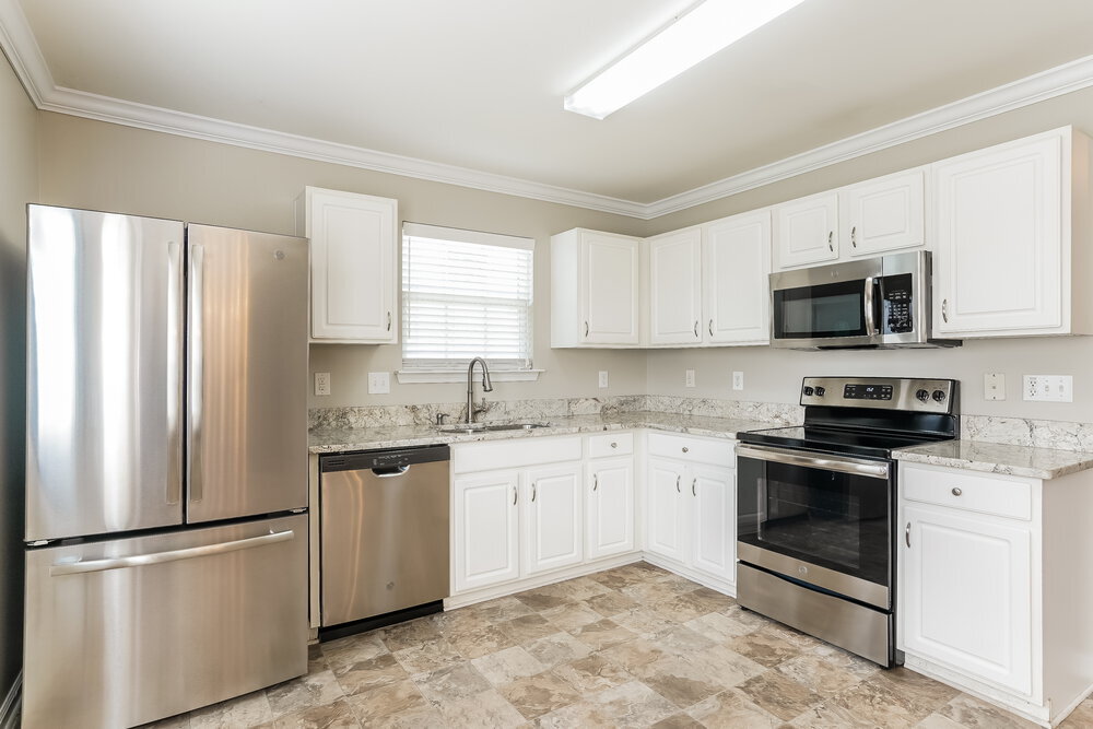 Building Photo - 4005 Bearmont Pl