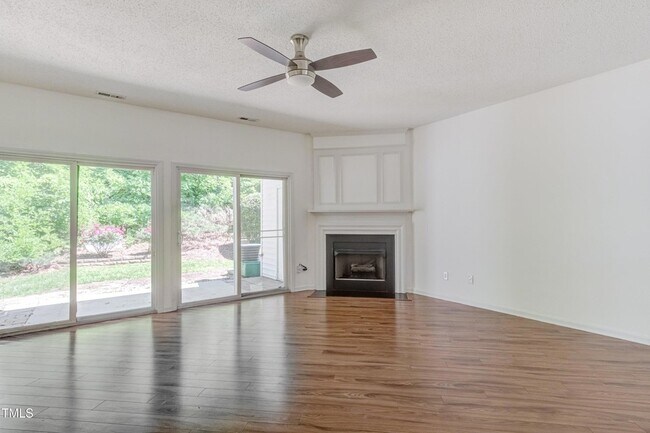 Building Photo - 306 Orchard Park Dr