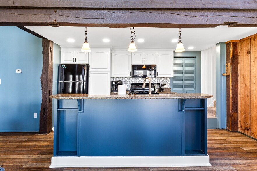 Building Photo - 9693 Mauger St