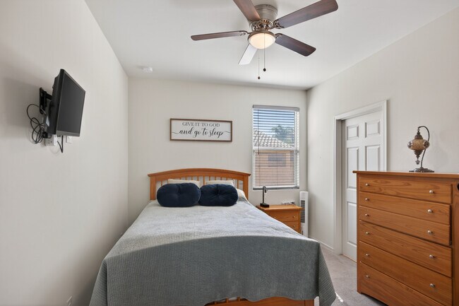 Building Photo - 13392 E Jelks Pl