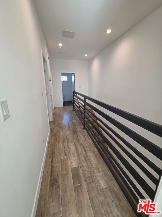 Building Photo - 2765 1/2 W 12th St