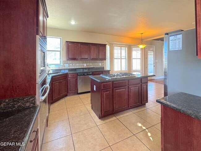 Building Photo - 413 Claiborne St