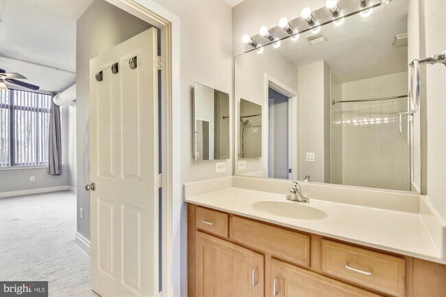 Building Photo - 4480 Market Commons Dr