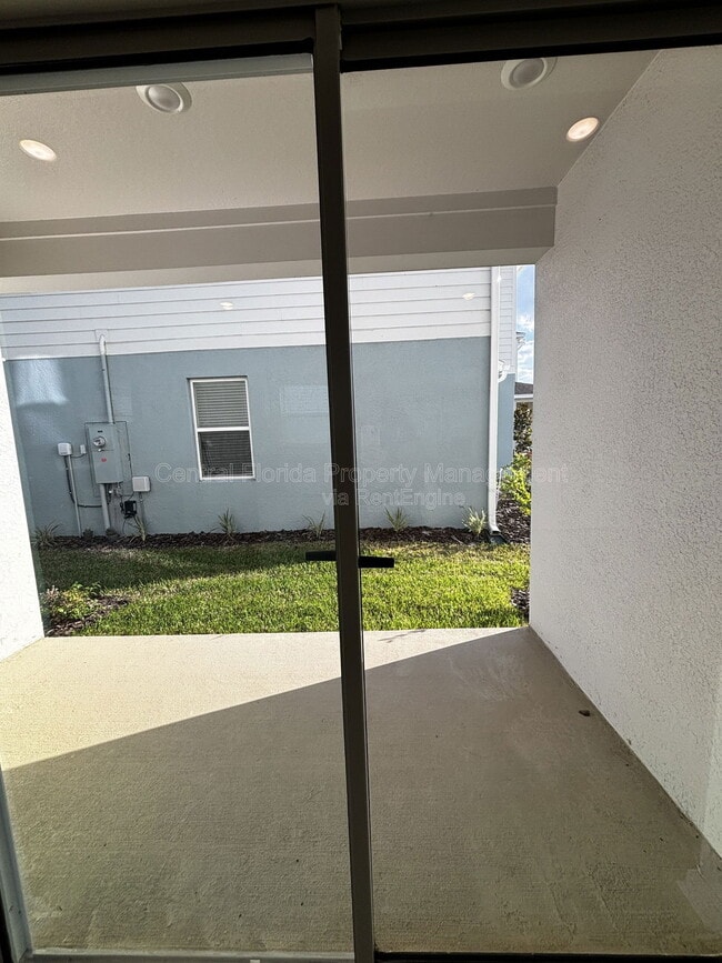 Building Photo - 7429 Ivy Tendril Ave