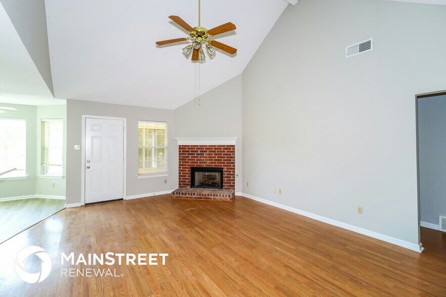 Building Photo - 2759 Colonial Towers Dr