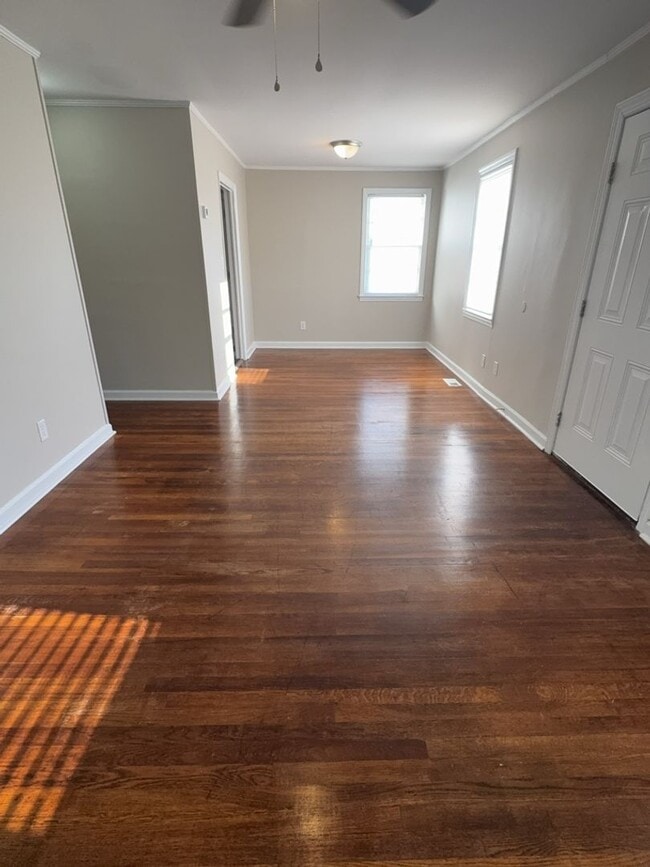 Building Photo - Cute 3 bedroom in a great location!