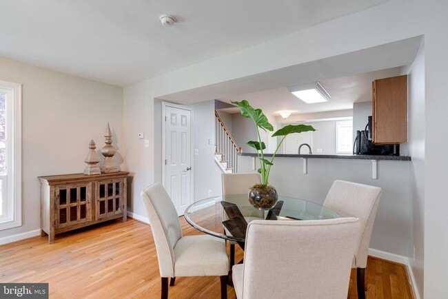 Building Photo - 1617 N Van Dorn St