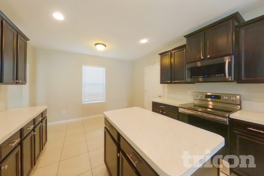 Building Photo - 509 Kestrel Dr