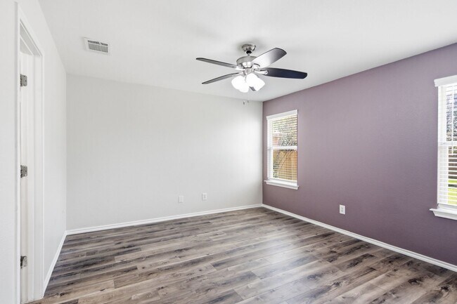 Building Photo - Charming 3 bedroom Home in Hutto!