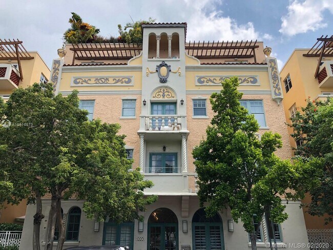 Building Photo - 227 Michigan Ave